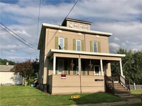 1400 Main St in Wellsburg, WV - Building Photo