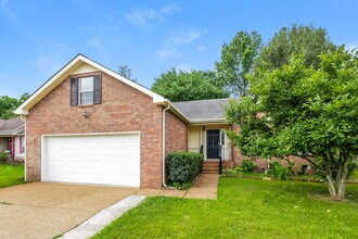 319 Cypress Glen Dr in Mount Juliet, TN - Building Photo - Building Photo