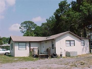 2062 Pinehurst St in Sarasota, FL - Building Photo - Building Photo