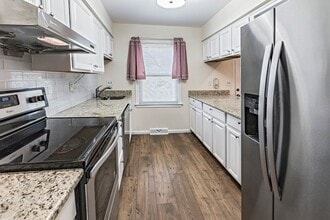 4918 Hogan Dr in Wilmington, DE - Building Photo - Building Photo