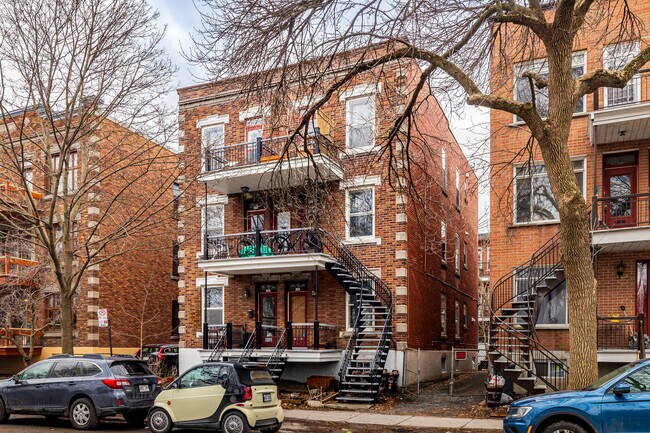 3520-3530 Fullum St in Montréal, QC - Building Photo - Building Photo