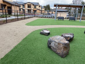 Hopper Lane Apartments in Santa Rosa, CA - Building Photo - Building Photo