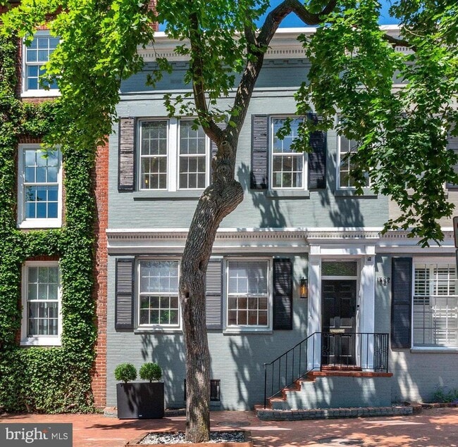 property at 1322 28th St NW