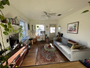803 W Gibson St in Austin, TX - Building Photo - Building Photo