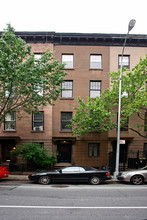 356 W 20th St in New York, NY - Building Photo - Building Photo