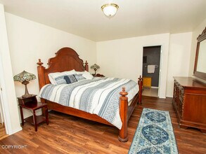 13766 Hunterwood Ln in Anchorage, AK - Building Photo - Building Photo