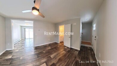 110 Rocky Rdg Dr in Hermon, ME - Building Photo - Building Photo