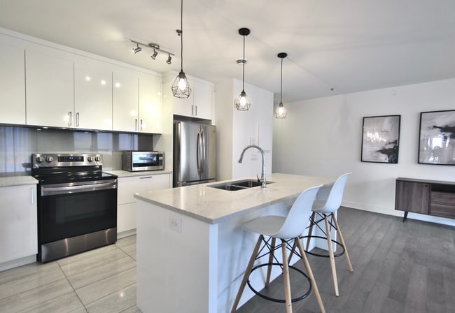 855 Tiffin Ch in Longueuil, QC - Building Photo - Building Photo
