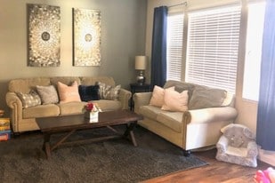 1378 Caminito Capistrano, Unit 4 in Chula Vista, CA - Building Photo