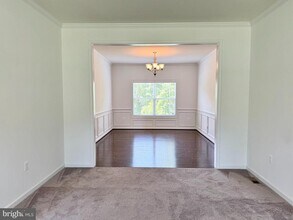 133 Brooke Point Ct in Stafford, VA - Foto de edificio - Building Photo