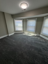 107 Jansen Ave in Essington, PA - Foto de edificio - Building Photo