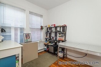 137 Columbia St in Cambridge, MA - Building Photo - Building Photo