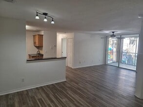 7606 Pissarro Dr in Orlando, FL - Foto de edificio - Building Photo