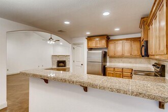 300 Venture Blvd S in Point Venture, TX - Building Photo - Building Photo