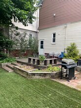 6 Chandler St, Unit 2 in Somerville, MA - Foto de edificio - Building Photo