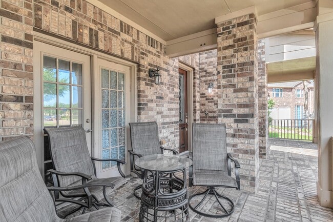 property at 6915 Moreleigh Branch Dr