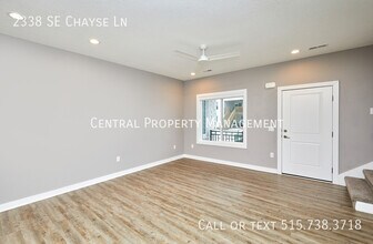 2338 SE Chayse Ln in Waukee, IA - Building Photo - Building Photo