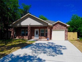 2811 Walnut St in Greenville, TX - Building Photo