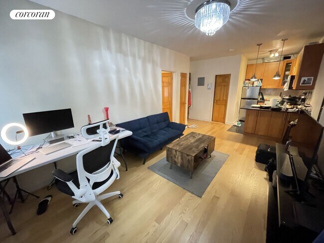 58 W 36th St. in New York, NY - Building Photo - Building Photo