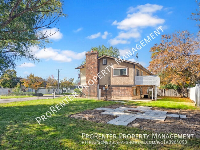 929 Wasatch Dr in Layton, UT - Building Photo - Building Photo