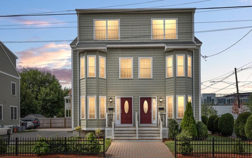 58 Holton St in Boston, MA - Building Photo