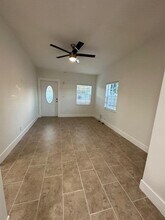 15601 NW 158th St in Opa Locka, FL - Building Photo - Building Photo