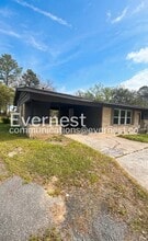 4806 Gum Springs Rd in Little Rock, AR - Building Photo - Building Photo