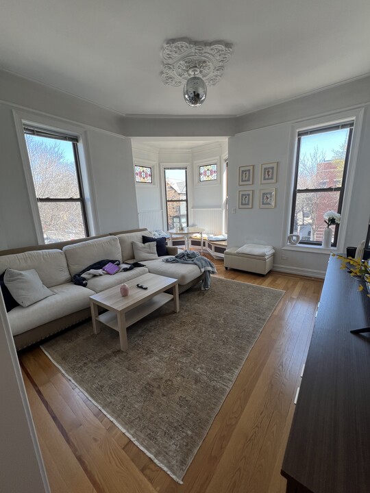 2856 N Racine Ave, Unit 2 in Chicago, IL - Building Photo