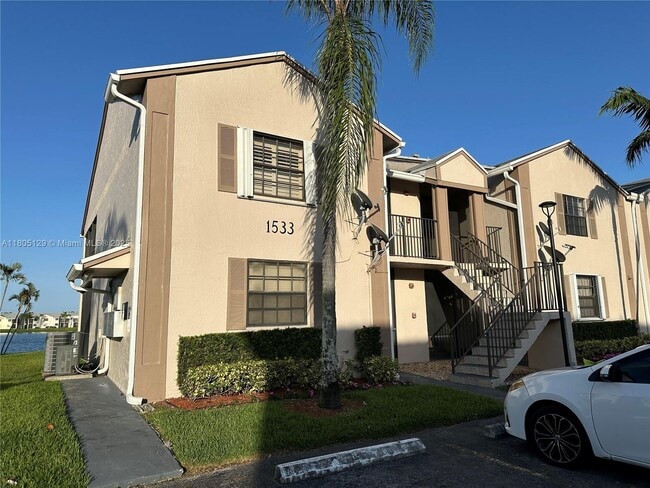 property at 1533 S Liberty Ave