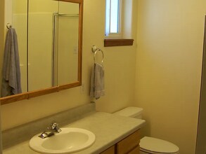211 Heritage Ln in Aztec, NM - Building Photo - Building Photo