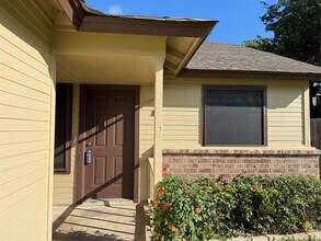7900 Ibis Cove in Austin, TX - Building Photo - Building Photo
