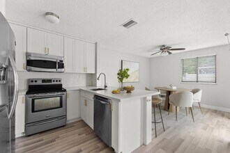 9850 Ridge Creek Rd in Boca Raton, FL - Building Photo - Building Photo