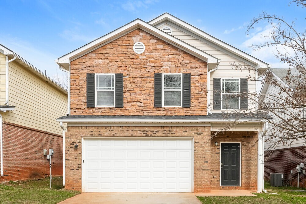 4014 Haworth Pkwy in Mcdonough, GA - Building Photo