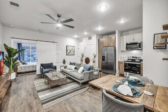 Haven at the Gulch in Nashville, TN - Foto de edificio - Interior Photo