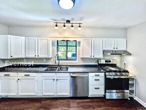 2771 Winding Ln NE in Atlanta, GA - Building Photo - Building Photo