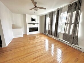 55 Woodland Pl in Stamford, CT - Building Photo - Building Photo
