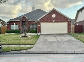 10414 Chelsea Brook Ln in Houston, TX - Building Photo