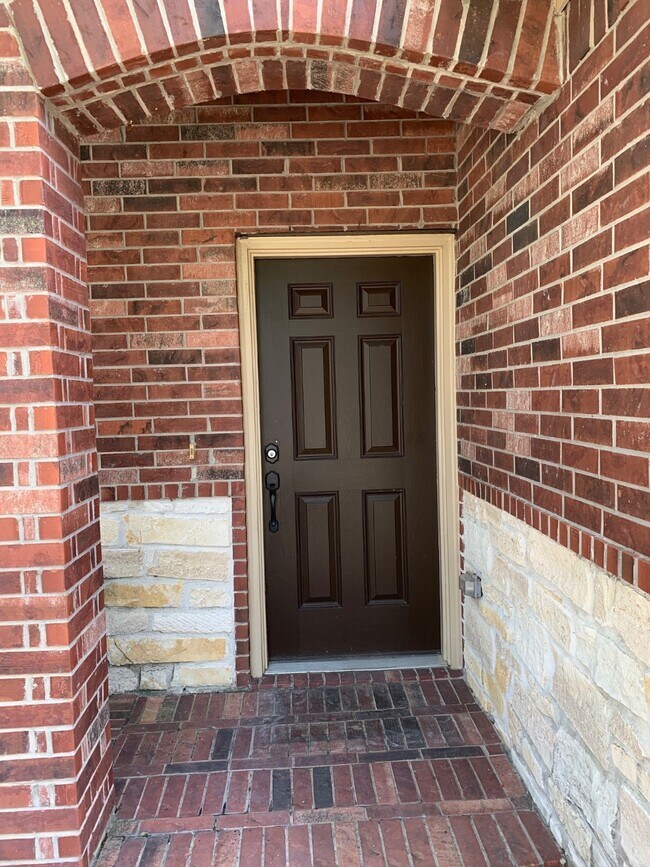 18827 Cove Pointe Dr in Cypress, TX - Building Photo - Building Photo