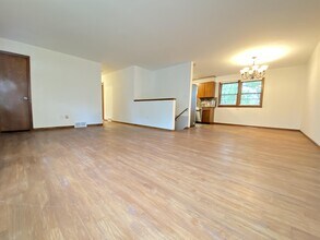 3620 3rd Pl NW in Rochester, MN - Building Photo - Building Photo