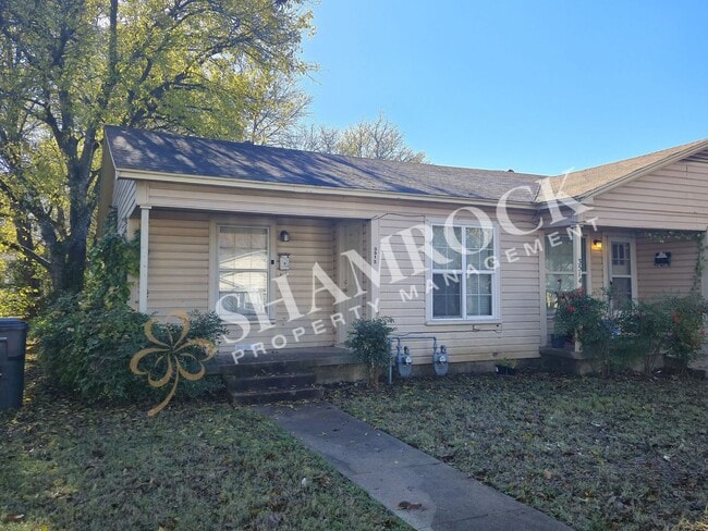 property at 3512 Windsor Ave