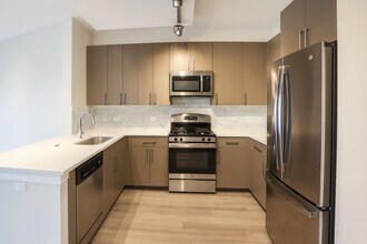 1554 N Talman Ave in Chicago, IL - Building Photo - Building Photo