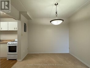 36 Arran Dr in St Catharines, ON - Building Photo - Building Photo