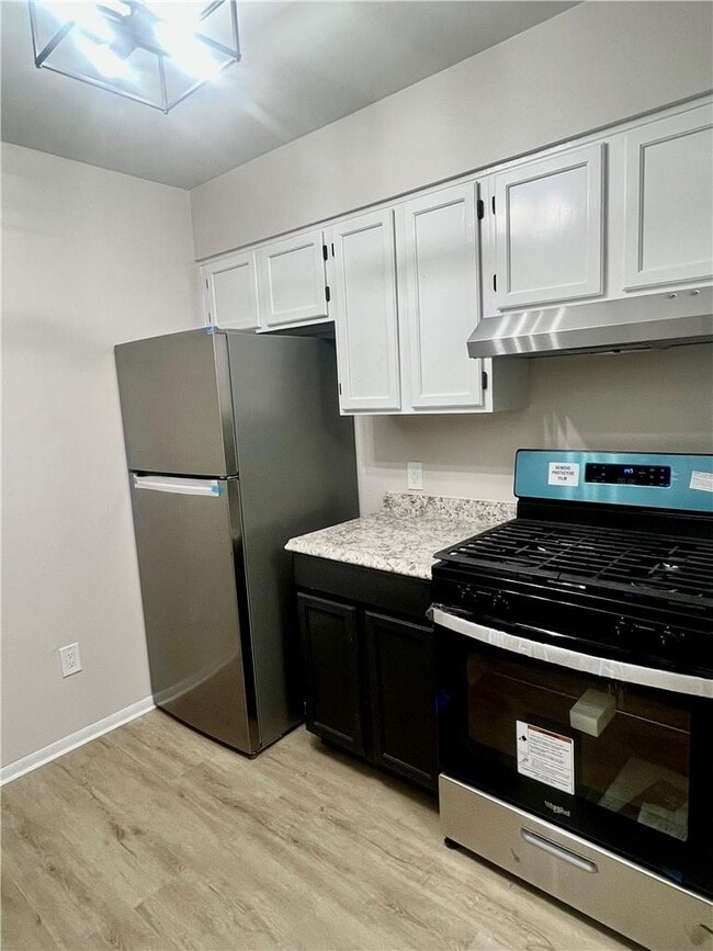 property at 13-19-19 Cole St