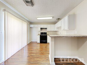 3250 Kelling St in Houston, TX - Building Photo - Building Photo