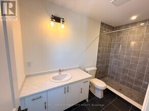 94 Cadillac Crescent in Brampton, ON - Building Photo - Building Photo