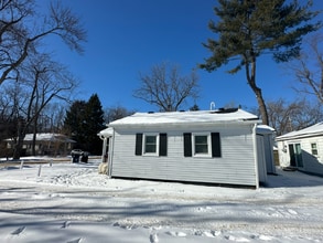 28532 Grayling Ave in Farmington Hills, MI - Building Photo - Building Photo