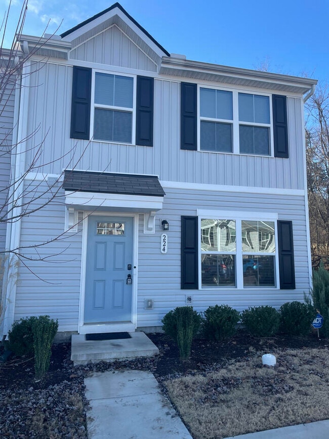 property at 2757 Thornton Grove Blvd