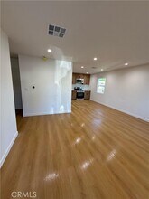 2215 N Brighton St in Burbank, CA - Building Photo - Building Photo