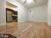 1154 N Dearborn St, Unit 202 in Chicago, IL - Building Photo - Building Photo