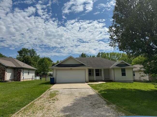 property at 206 Nixon St